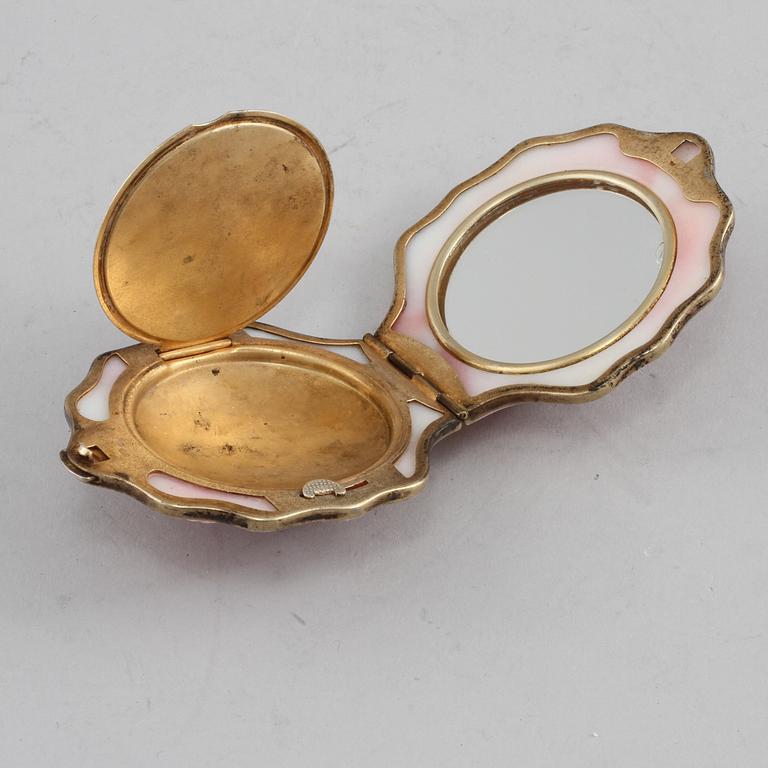 PUDERDOSA, delvis silver, Leningrad, Sovjetunionen, omkring 1900-talets mitt.