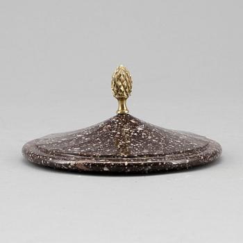 LOCK, porfyr, Älvdalen, 1800-talet, empire.