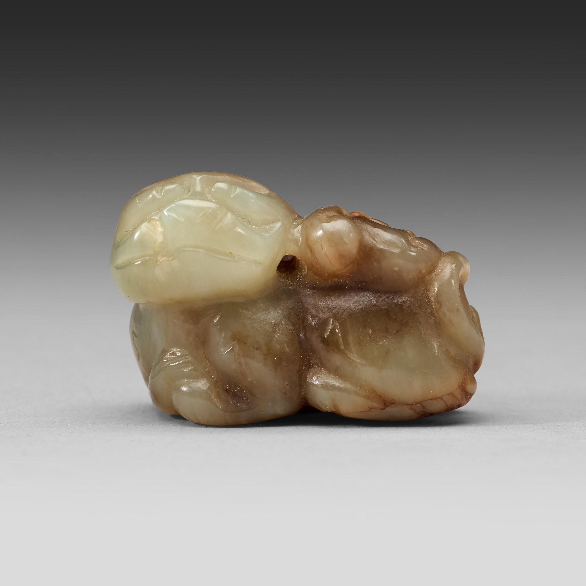 A jade mythological animal, presumably Qing dynasty (1644-1912).