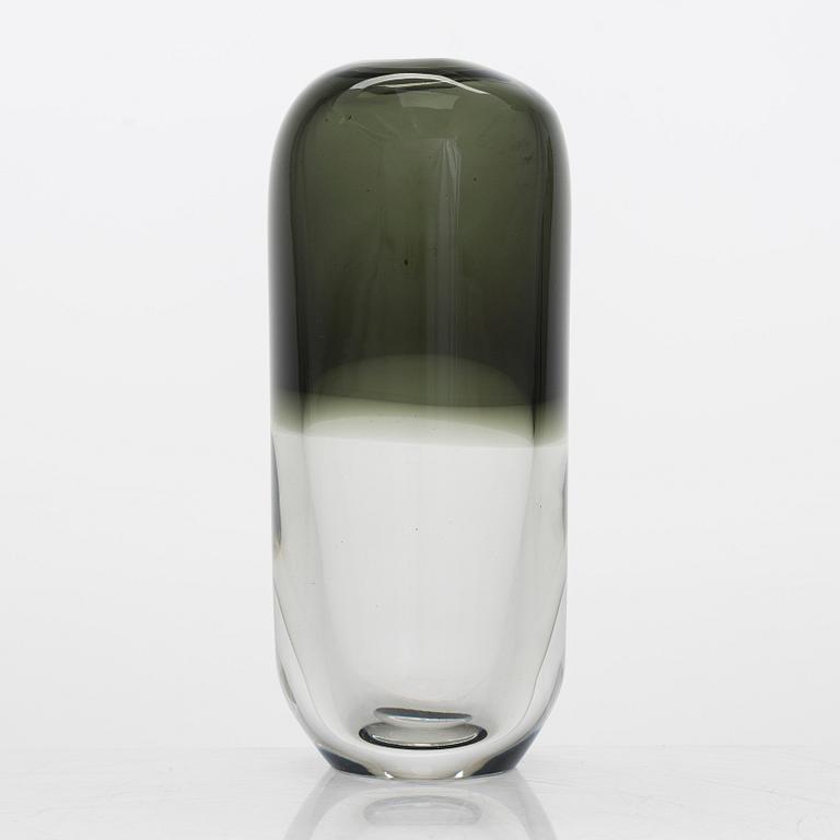Timo Sarpaneva, a signed and dated -57 glass vase.