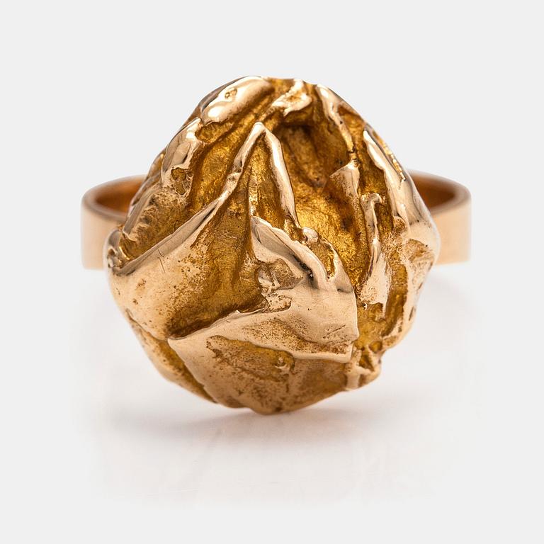 Björn Weckström, "Yellow rose", a 14K gold ring. Lapponia 1969.