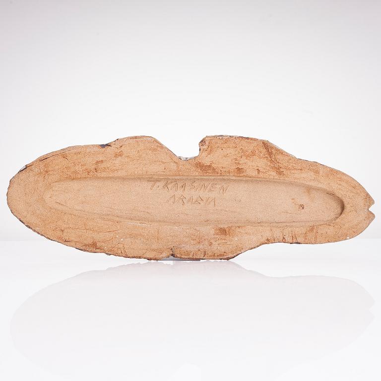 TAISTO KAASINEN, relief, stengods, signerad T. Kaasinen Arabia.
