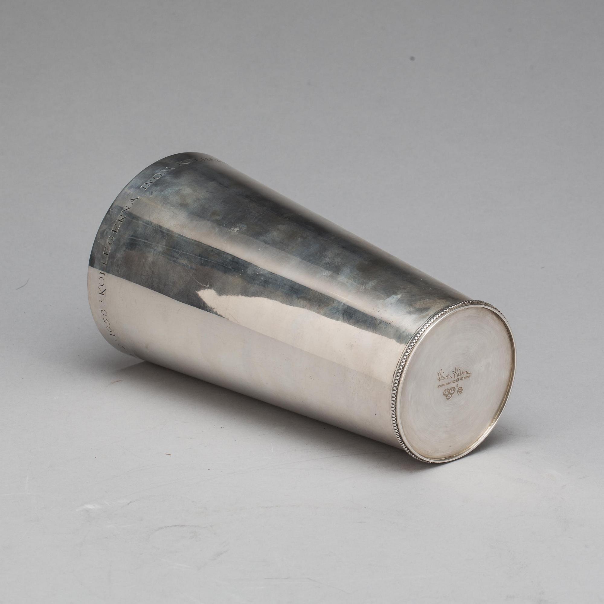 VAS, sterlingsilver, Wiwen Nilsson, Anders Nilsson, Lund. 1957. Vikt ca 540 g.