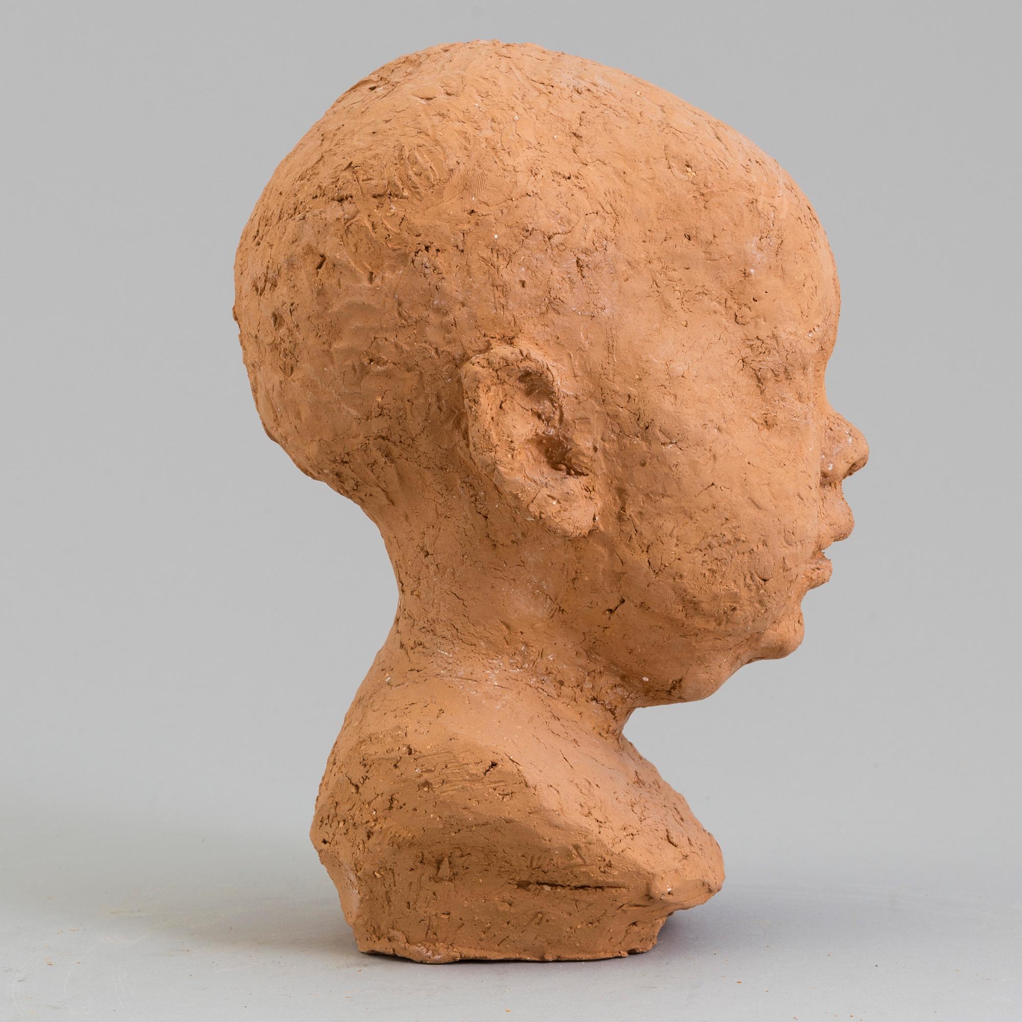 ASMUND ARLE, Skulptur, terracotta, signerad Asmund Arle och daterad 1974.