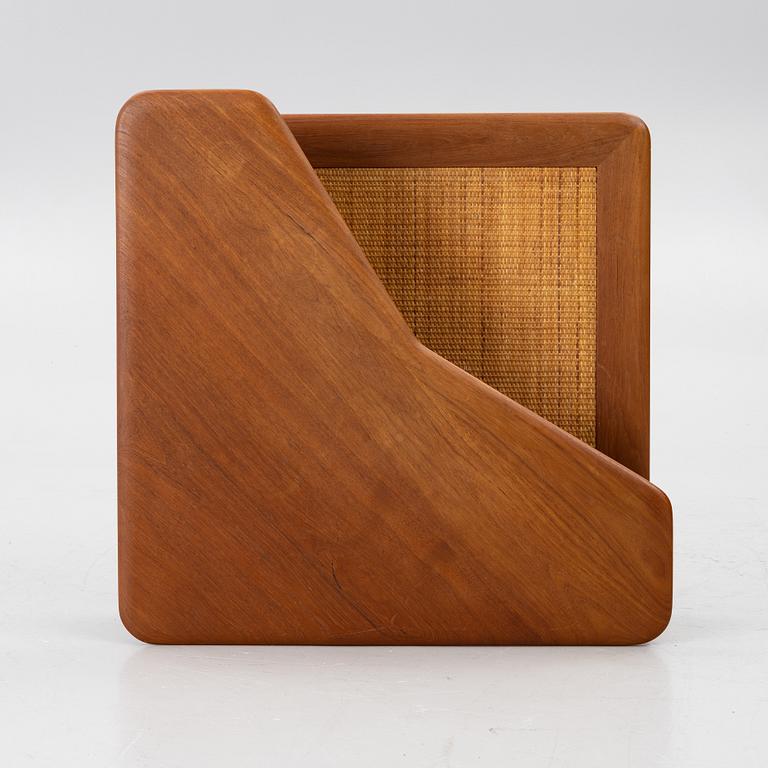 Peter Hvidt & Orla Mølgaard Nielsen, coffee table, “Minerva”, France & Son, Denmark, 1960s.