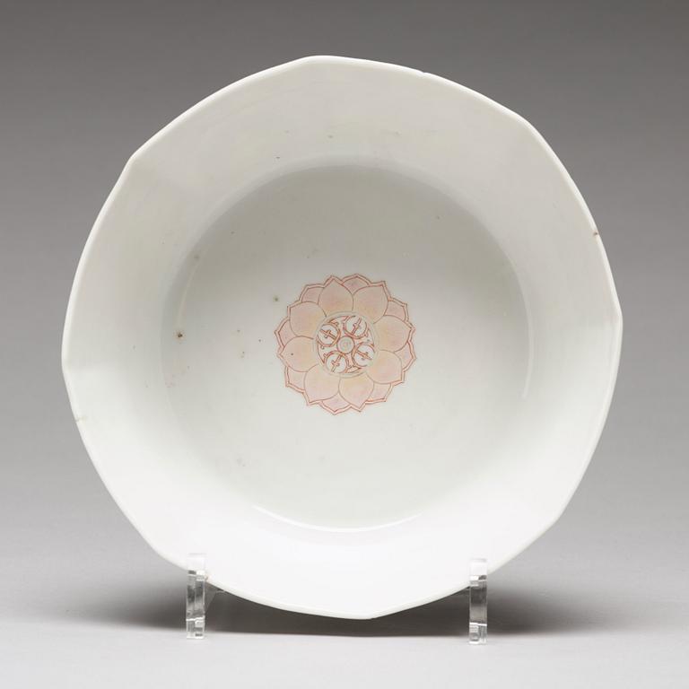 A famille rose bowl marriage bowl, Qing dynasty, 19th Century.