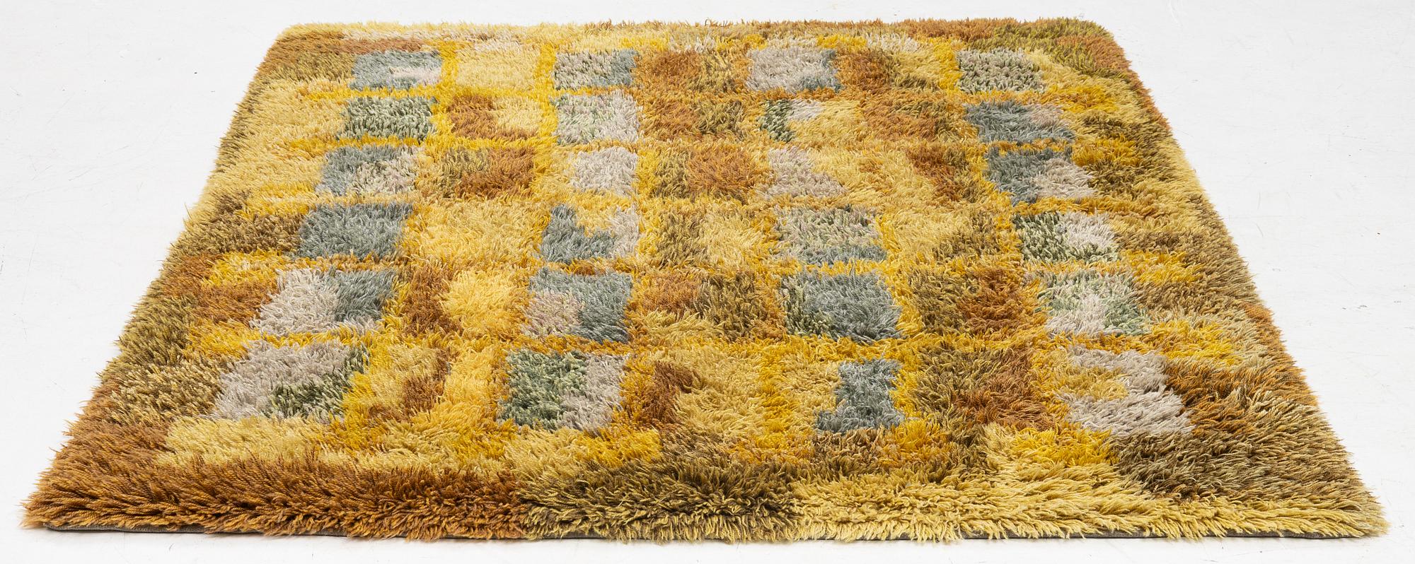 Rya rug, approx. 230 x 190 cm.
