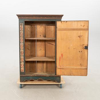 Skåp Transylvanien daterat 1844.