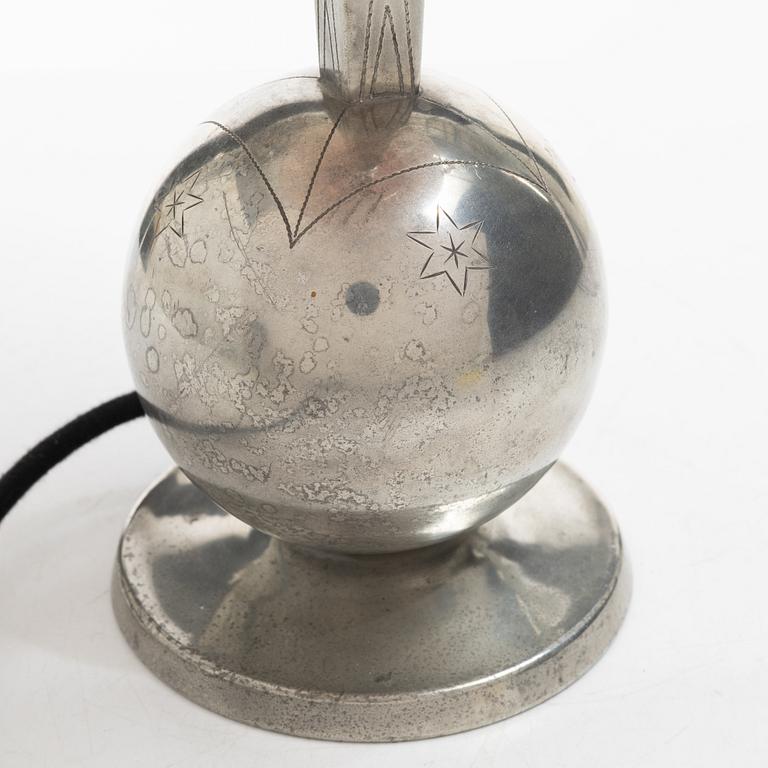 Art Déco, A Swedish pewter table lamp, K.E. & Co, Eskilstuna 1932.