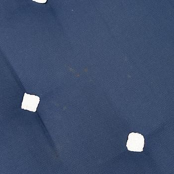 Elsa Stackelberg, Sun loungers, a pair, Fri Form, late 20th Century.