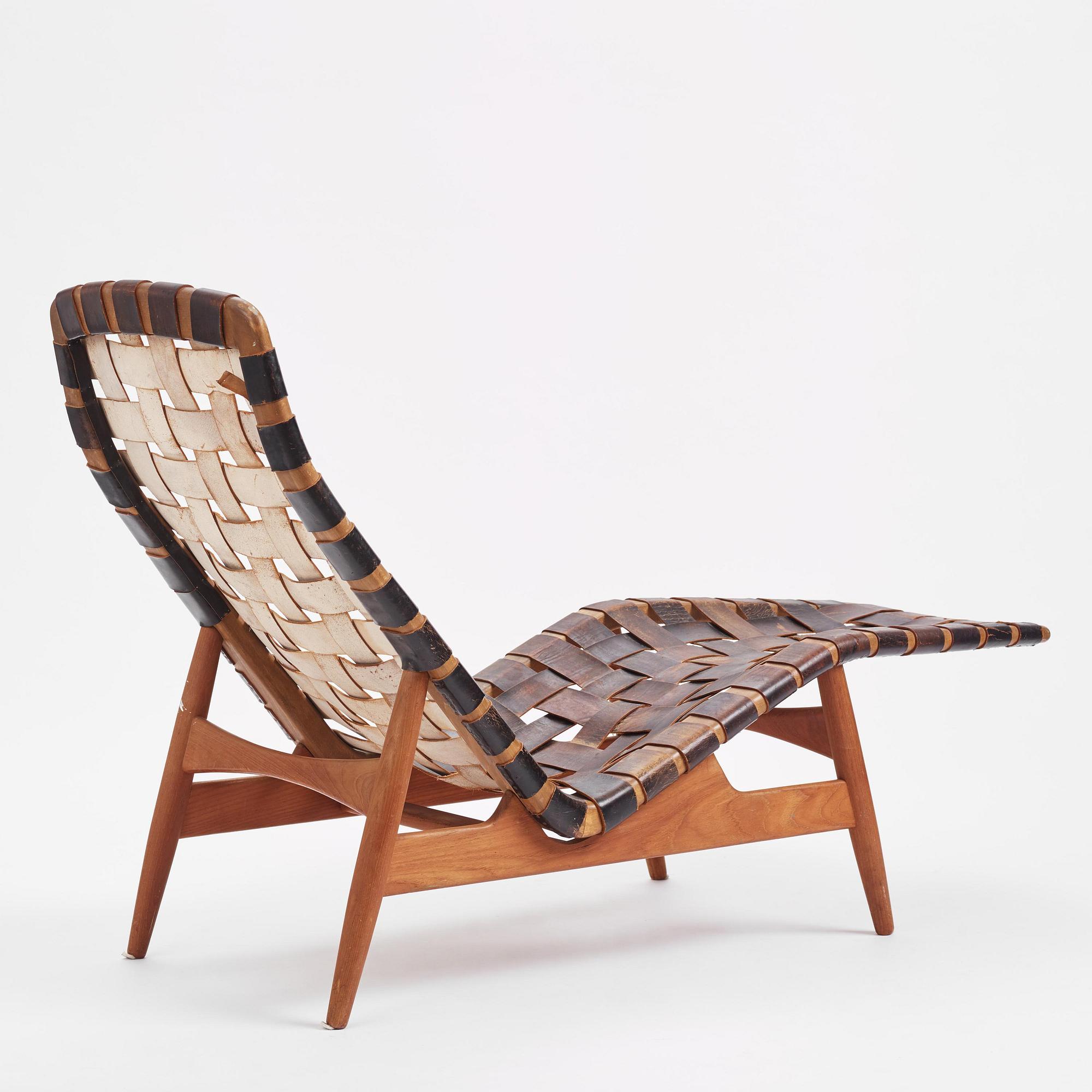 Arne Vodder, a teak lounge chair, Bovirke, Denmark, 1950s.
