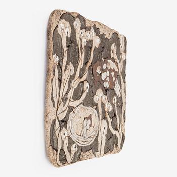 Francesca Mascitti-Lindh, A stoneware wall plaque, stoneware, signed FML, Arabia Finland.