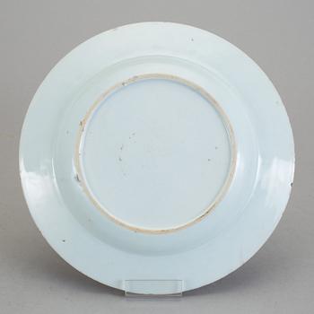 TALLRIK, porslin, Qingdynastin, Qianlong (1736-95).