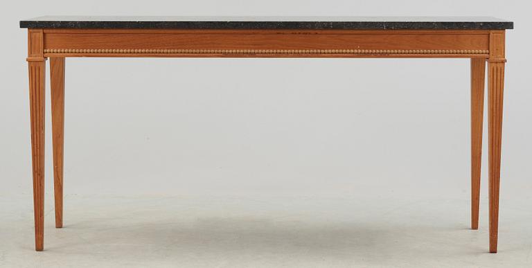 SIDEBOARD, gustaviansk stil, modern tillverkning.