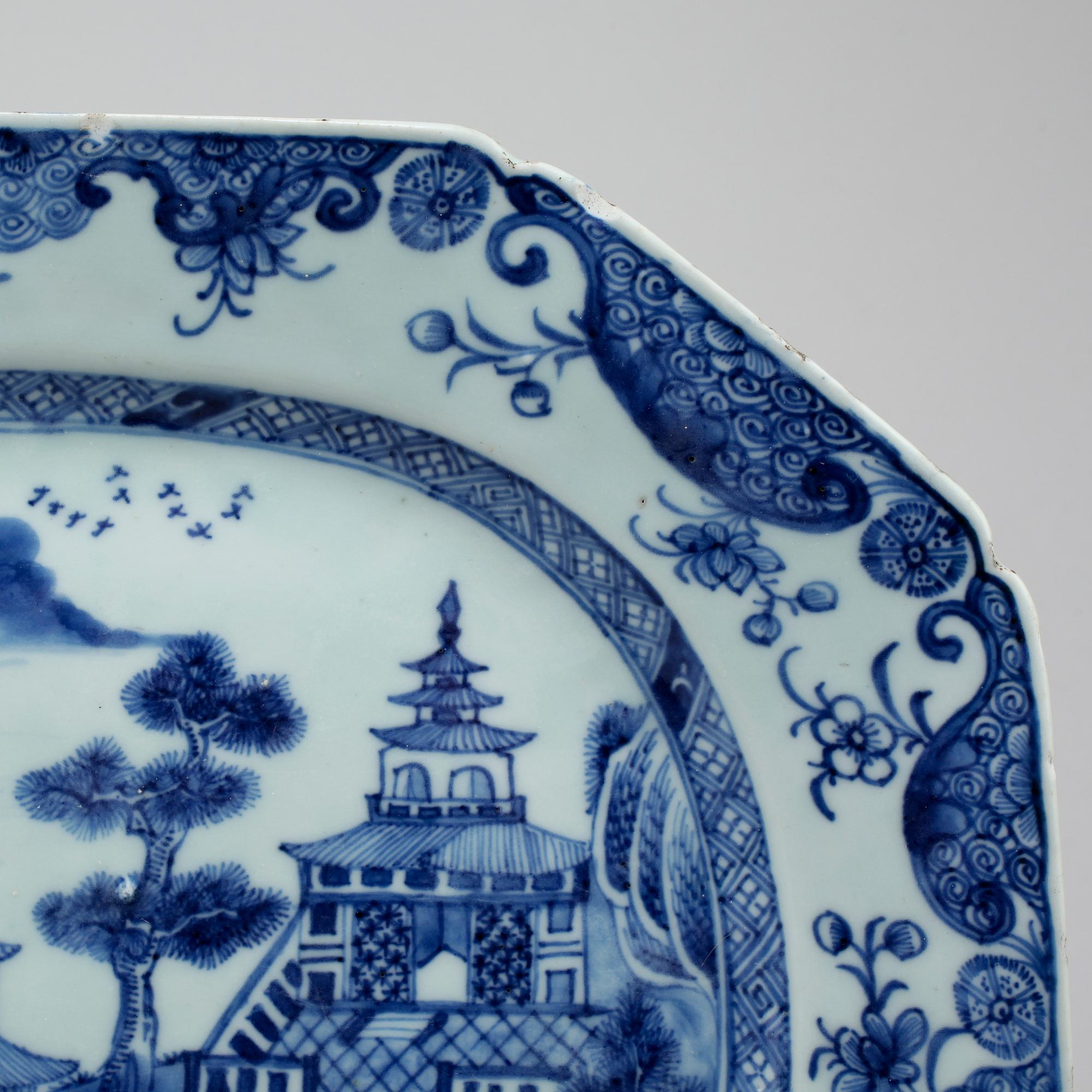 STEKFAT, porslin, Kina, 1700-tal.