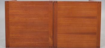 SÄNGBORD, ett par, troligen Ulferts.