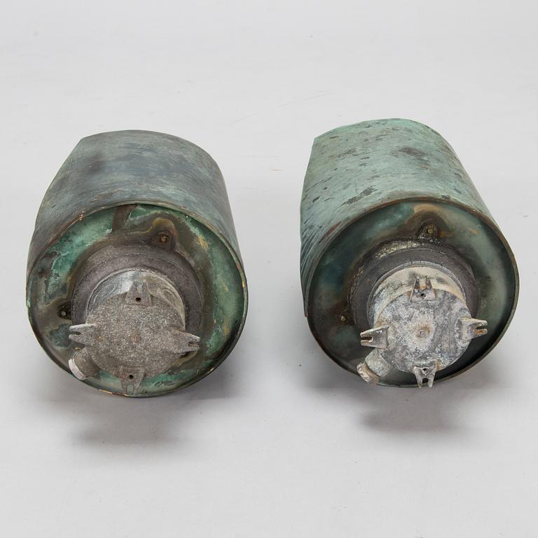 A pair of mid 1900 century wall- / outdoor lights AT32 for Itsu.