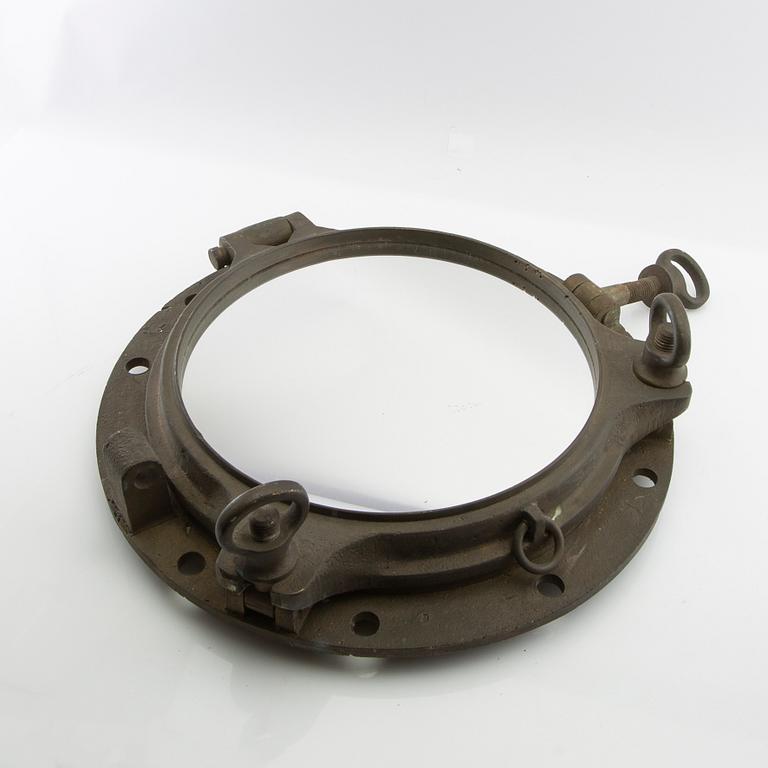 Ventil / fartygsfönster / spegel, 1900-talets första hälft.