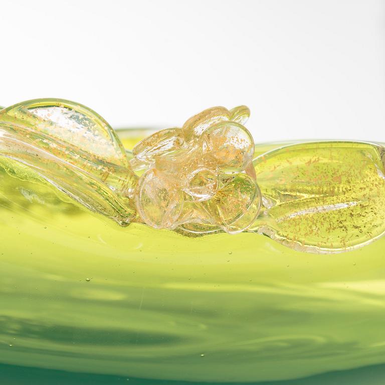 A centre-piece glass bowl, presumably Murano, latter half of the 20th century.