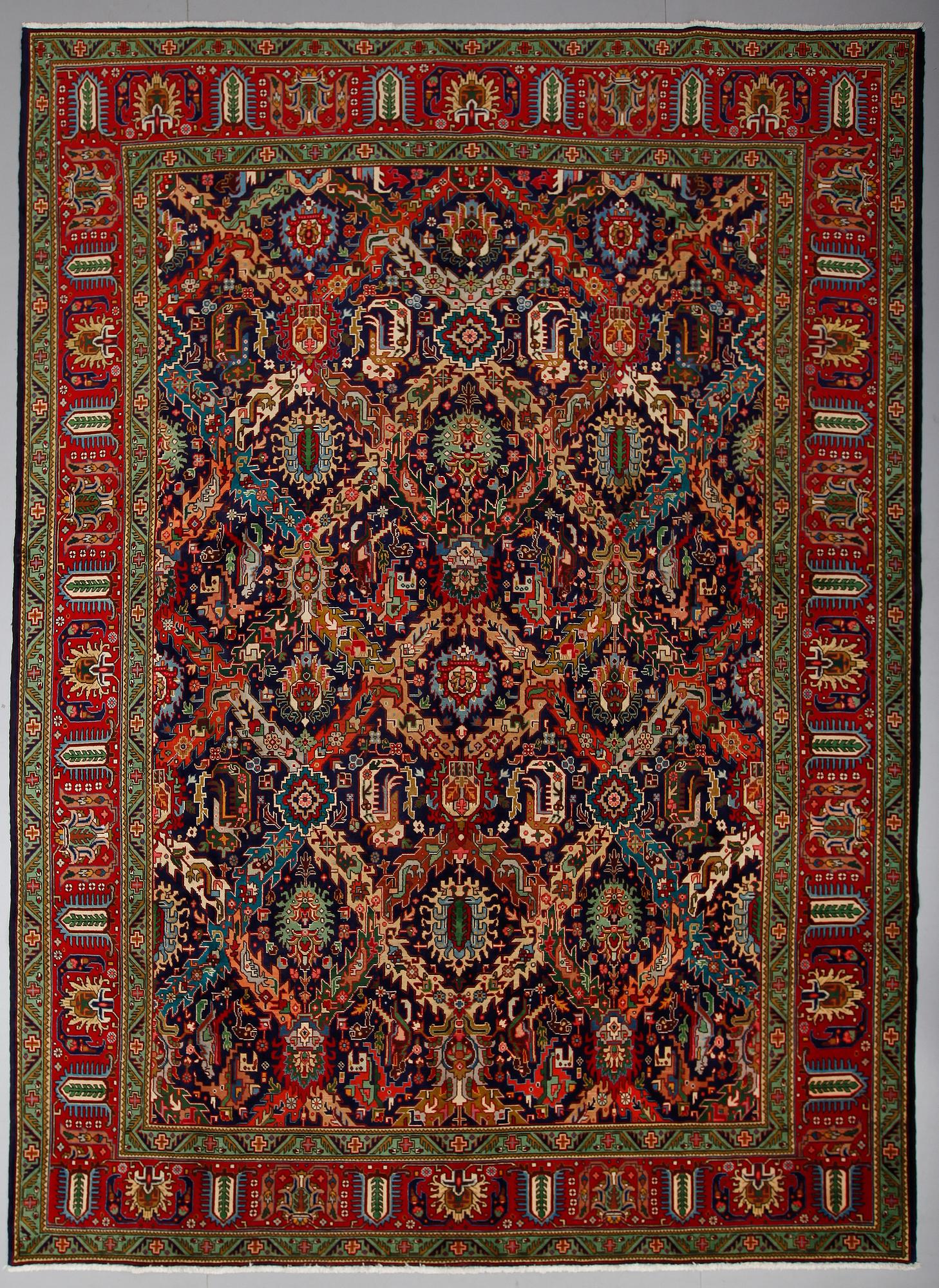 MATTA, Täbris, ca 405 x 295 cm.
