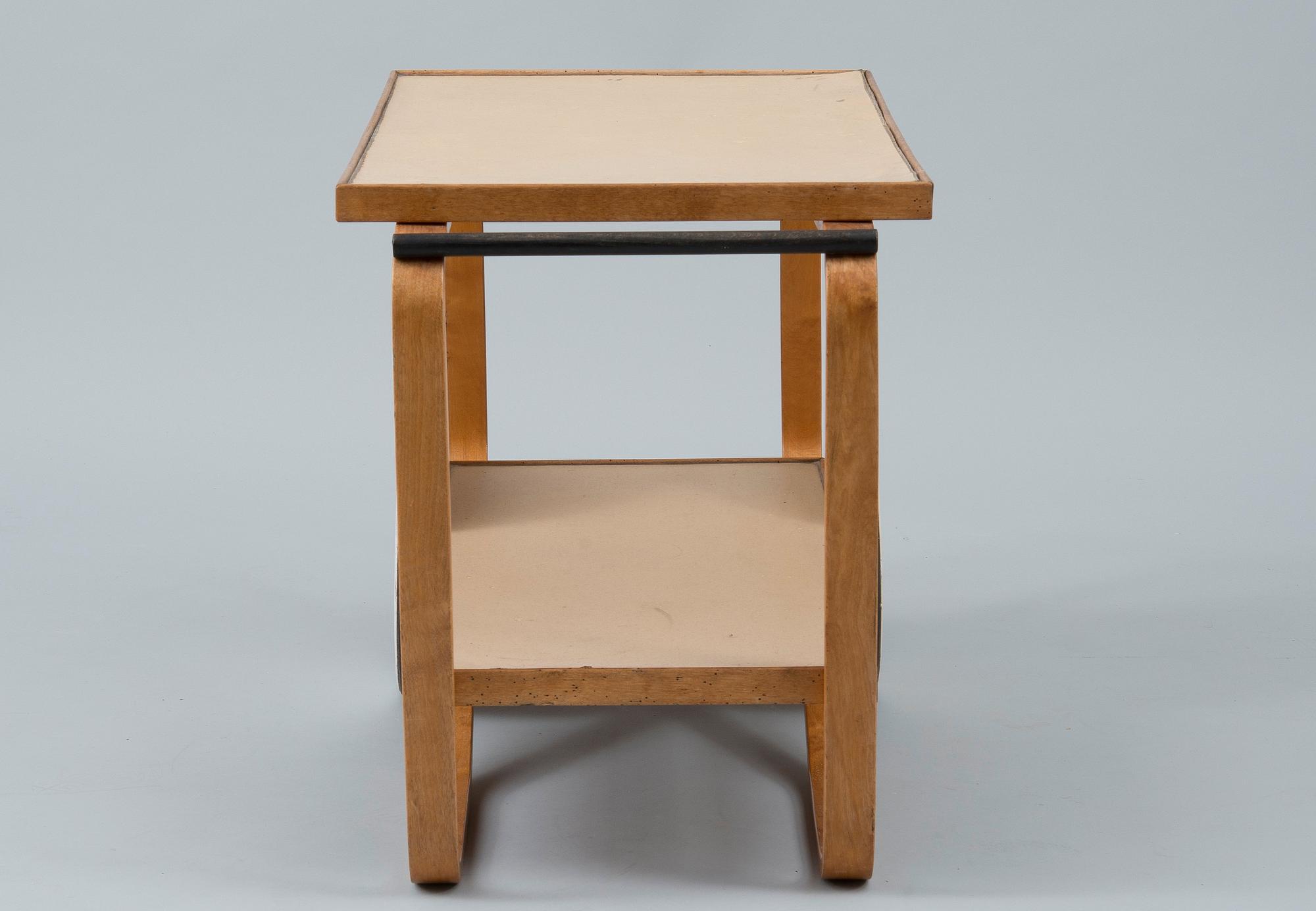Alvar Aalto, TEA TROLLEY 98.