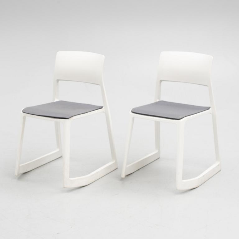 Edward Barber & Jay Osgerby, five  'Tip Ton'-chairs, Vitra.