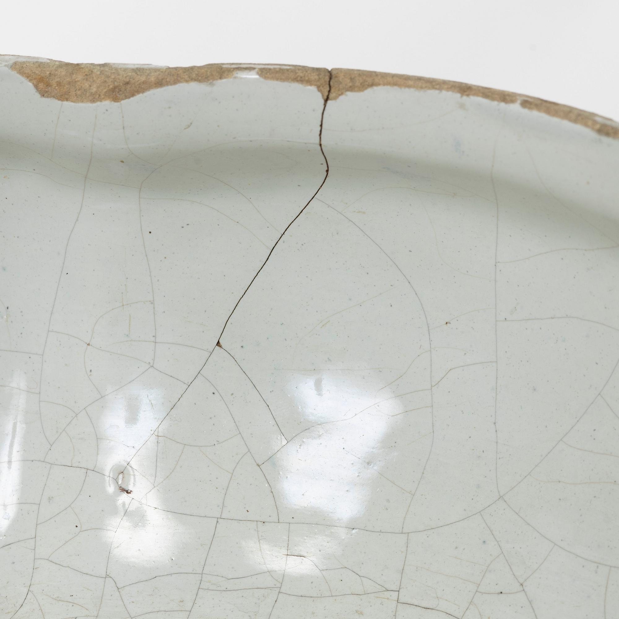 A faience lidded turrine, France, 18th/19th century.