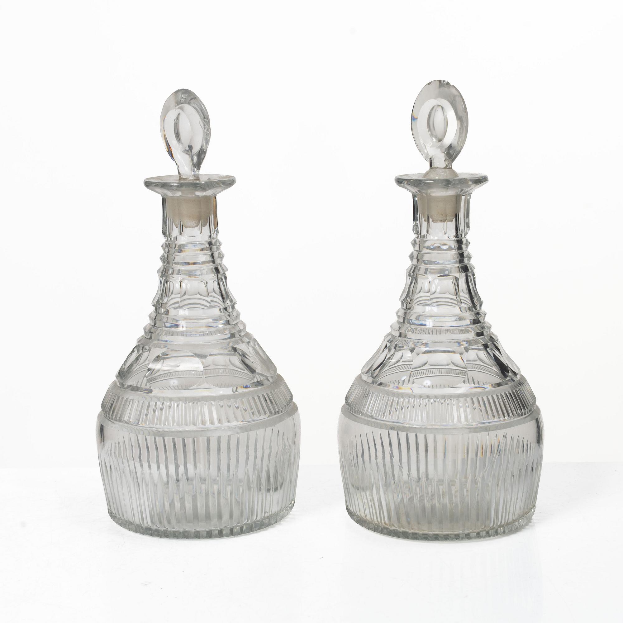 Karaffer, ett par, sannolikt England, glas, 1800-tal.