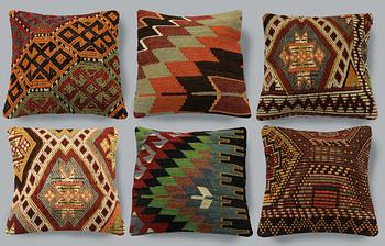 A set of six Kilim cushion covers, approx. 45 x 45 cm.