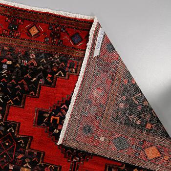 MATTA, Senneh, sent 1900-tal, ca 275x155 cm.
