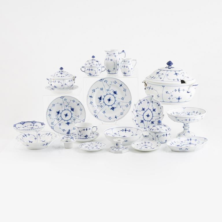 43 pieces of a "Musselmalet" porcelain service, Royal Copenhagen, Denmark.