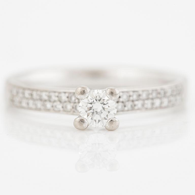 Georg Jensen, ring, "Magic", 18K white gold with brilliant-cut diamonds.