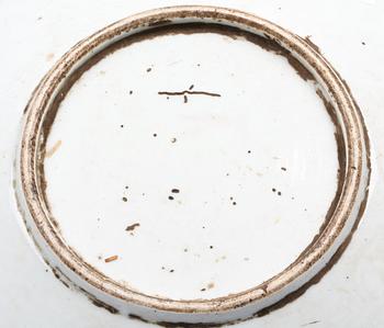 FAT, 2 st snarlika, porslin, Kina, 1900-tal.