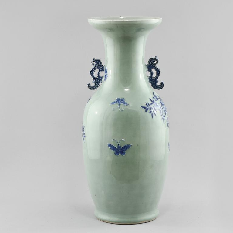 GOLVVAS, porslin, Kina, 1800-tal.