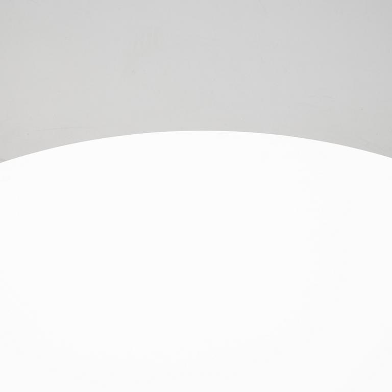 EERO SAARINEN, a "Tulip" table by Knoll Studios, 2007.