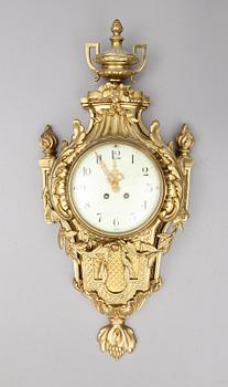 VÄGGPENDYL, brons, Louis XVI-stil, Frankrike, omkring år 1900.
