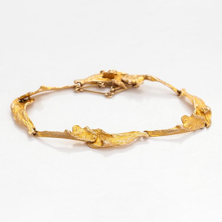 Björn Weckström, a 14K gold 'Orchid psychedelic' bracelet, Lapponia 1976.