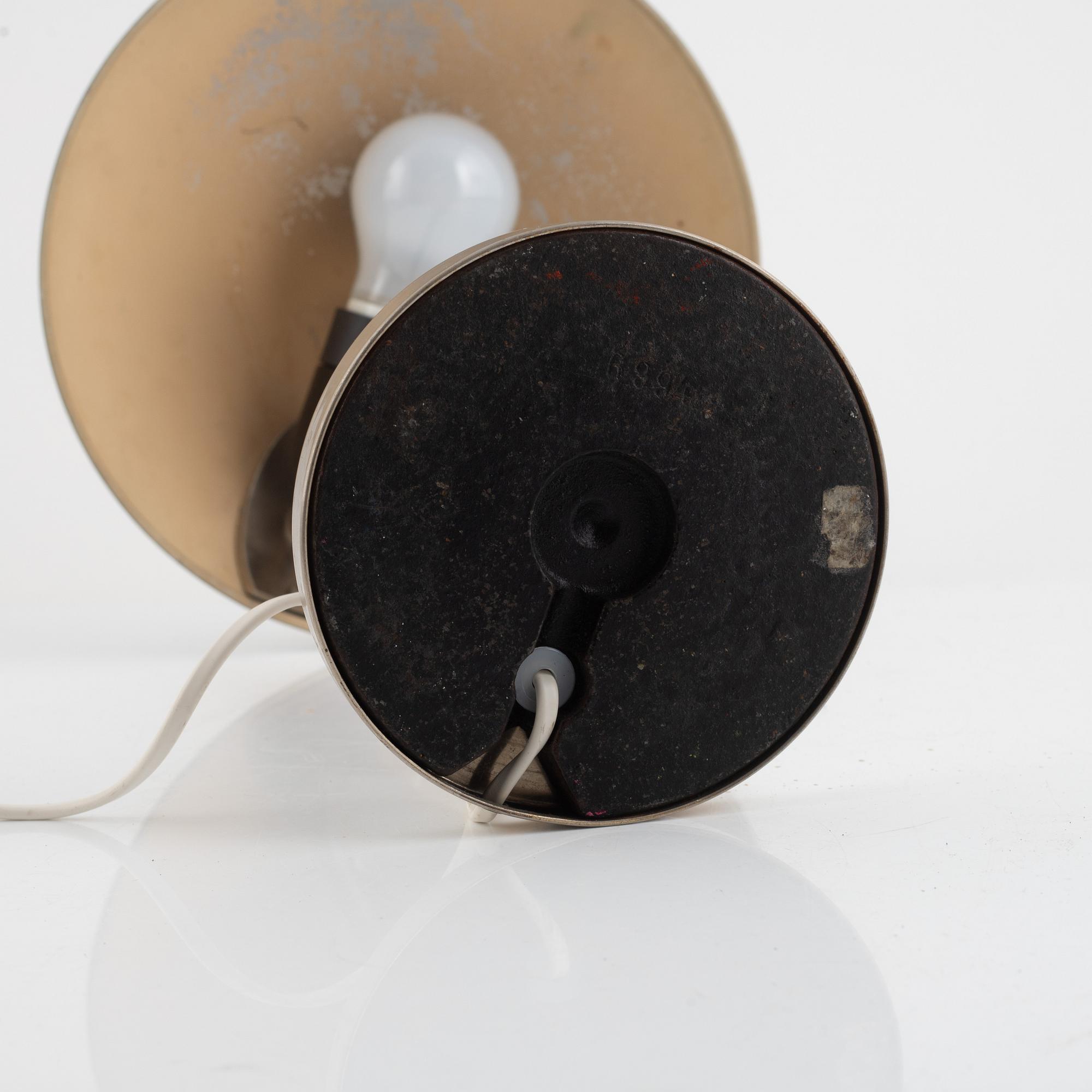 Harald Notini, table lamp, model 6994, Arvid Böhlmarks Lampfabrik AB, 1930s.