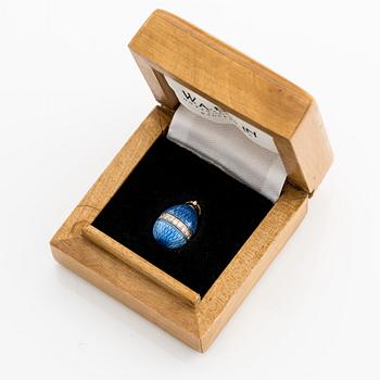W.A Bolin, jeweled egg with blue and black enamel and a band of brilliant-cut diamonds.