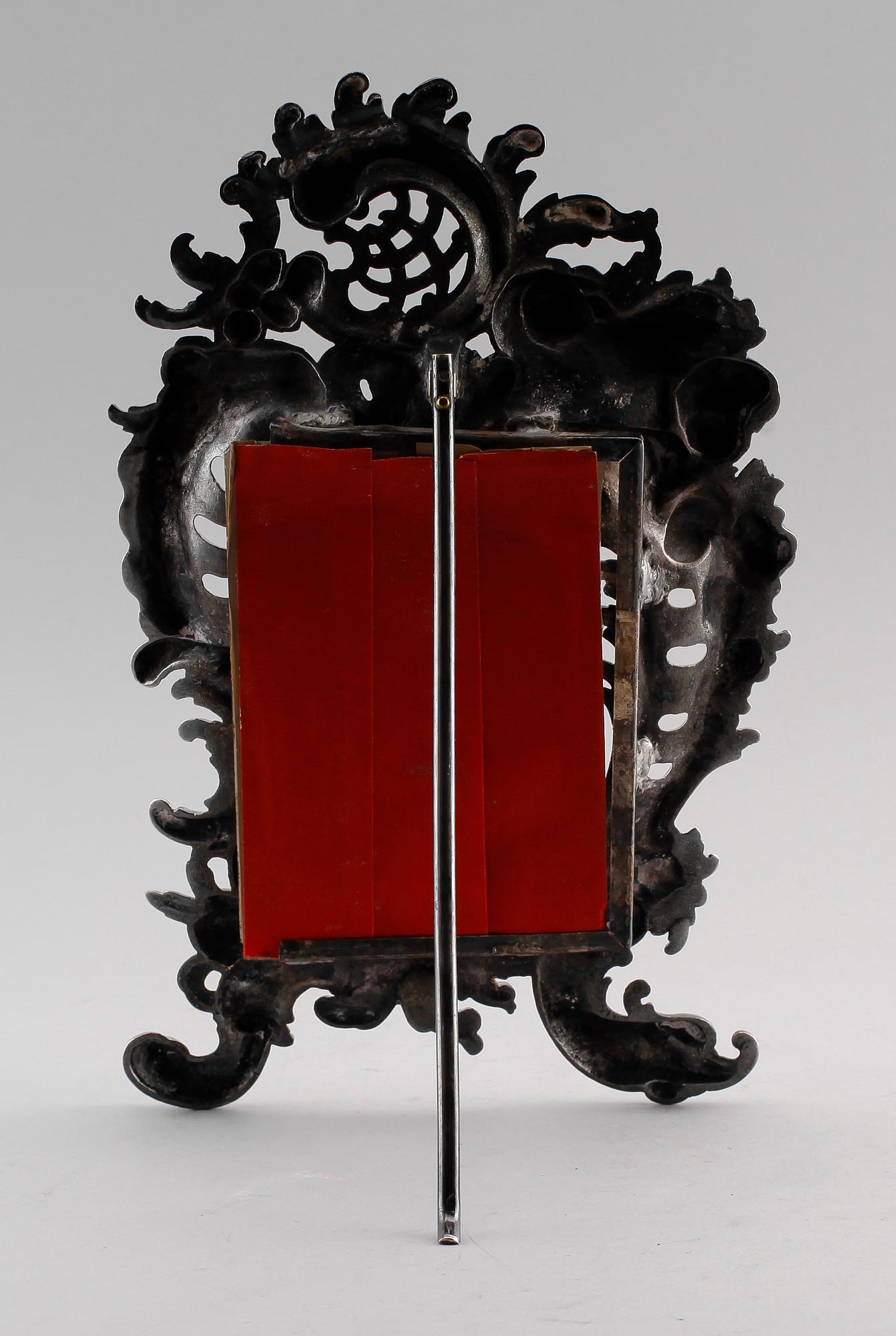 BORDSSPEGEL, rokokostil, zink, omkring år 1900.