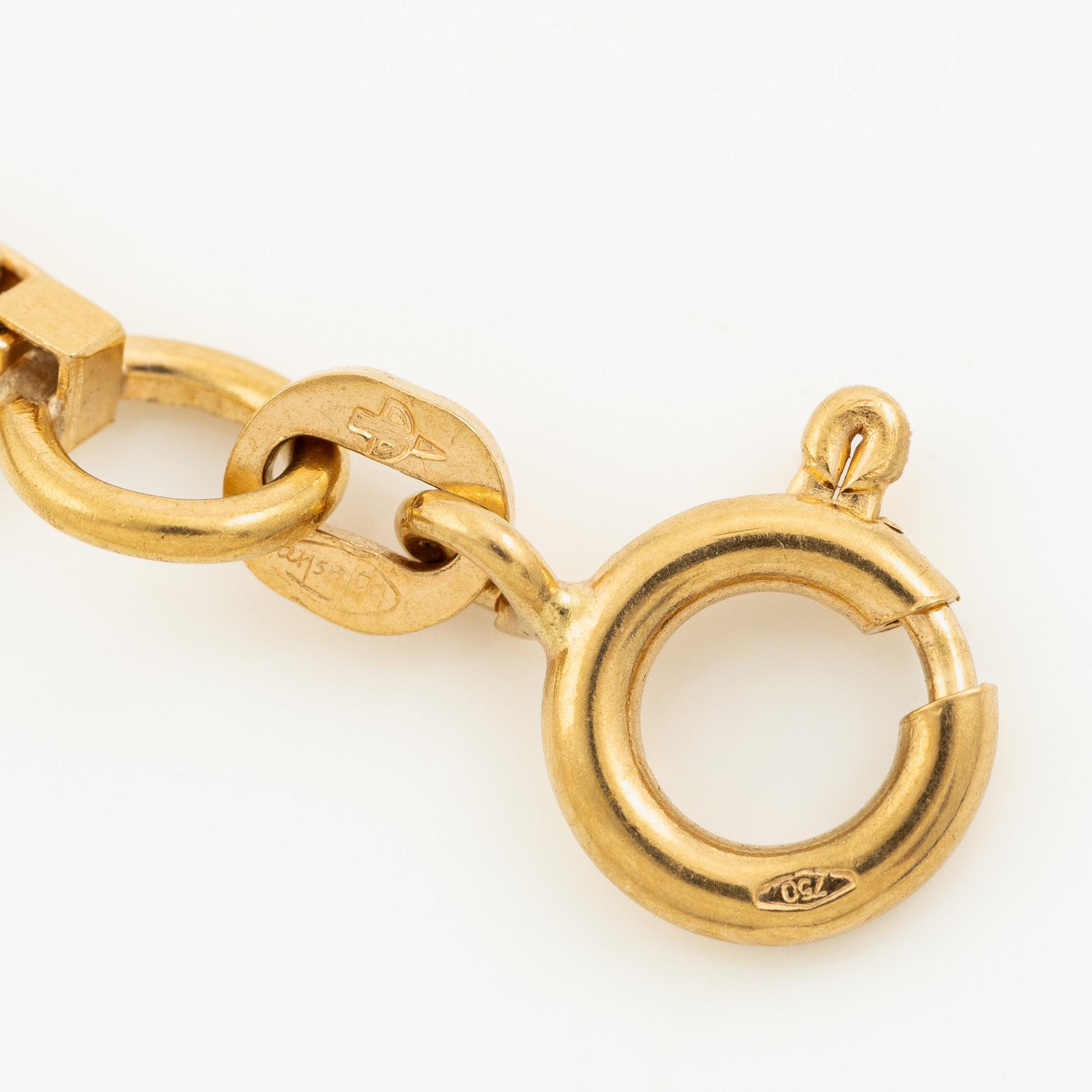 Chain 18K gold.