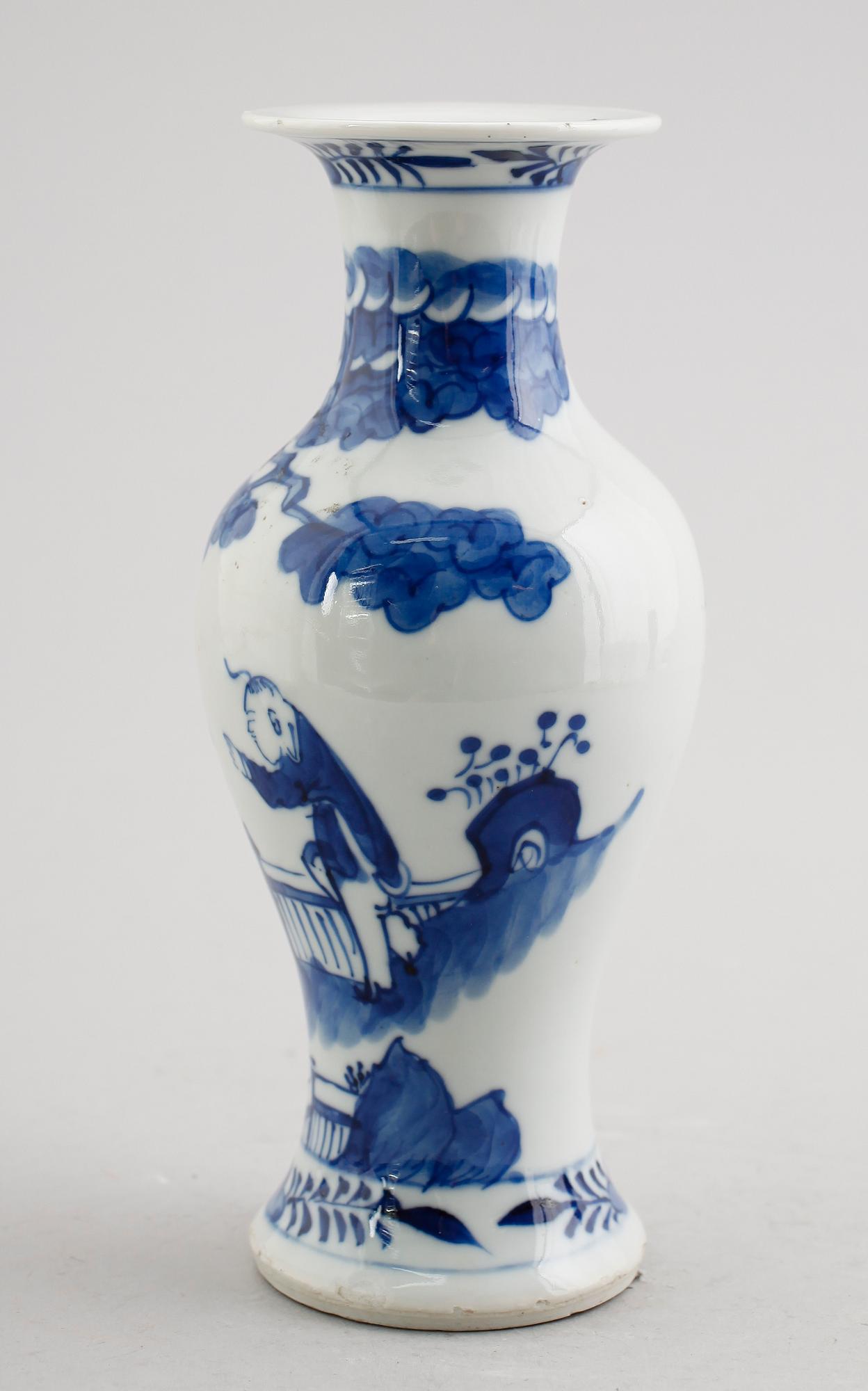VAS, porslin, Kina, 1800-/1900-tal.