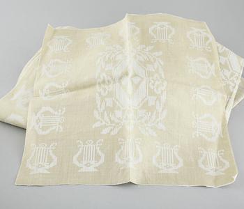 DUK samt 12 st SERVETTER, linne, Klässbol, 1900-talets andra hälft.