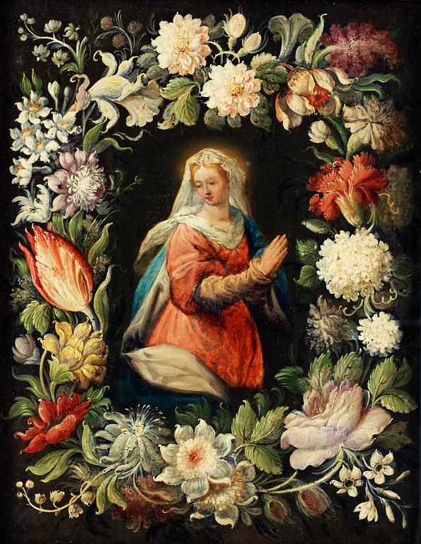 Madonnan i bön omgiven av blommor.