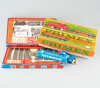 A lot of Märklin train parts, second half of the 20th century.