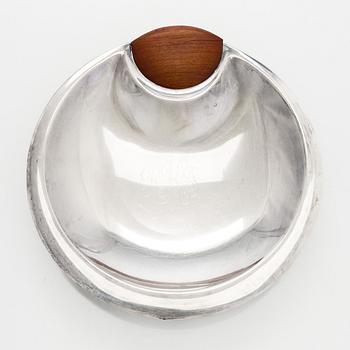 Tapio Wirkkala, breadbasket/ bowl, silver and teak, maker's mark TW, Kultakeskus, Hämeenlinna 1965.