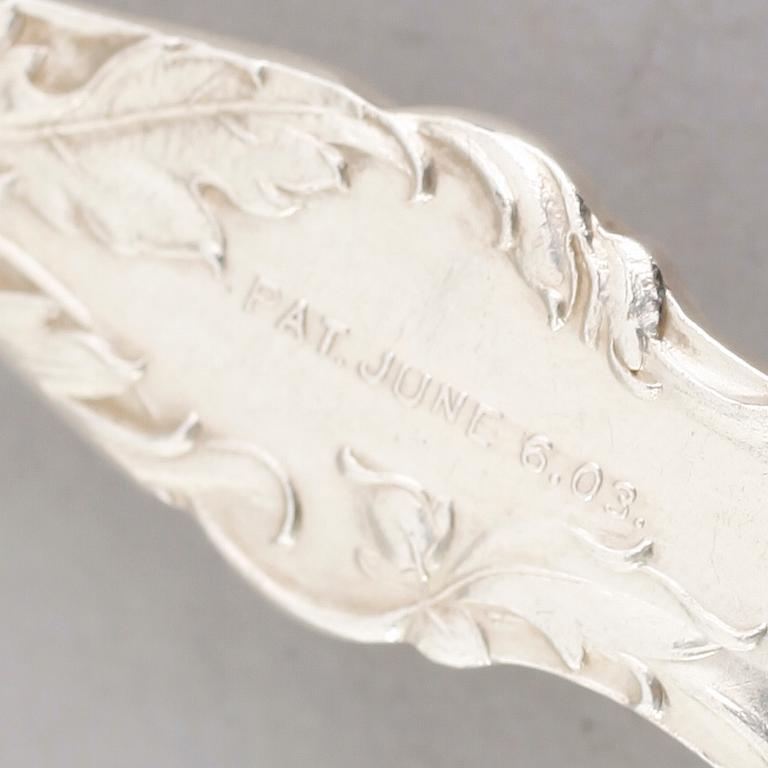 BESTICK, 18 delar, silver, Amerika, omkring år 1900. Vikt med stålblad ca 849 gram.