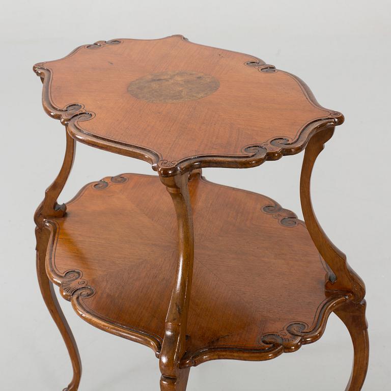 A Louis XV-style serving table, first half of the 20th century.