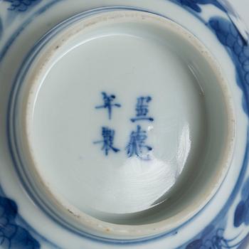 SKÅL, porslin, Kina, Xuande Nian Zhi, 1920-30-tal.