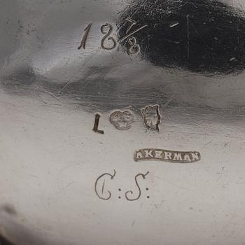 Petter Åkerman, grädd-/såssnäcka, silver, Stockholm 1769. Rokoko.